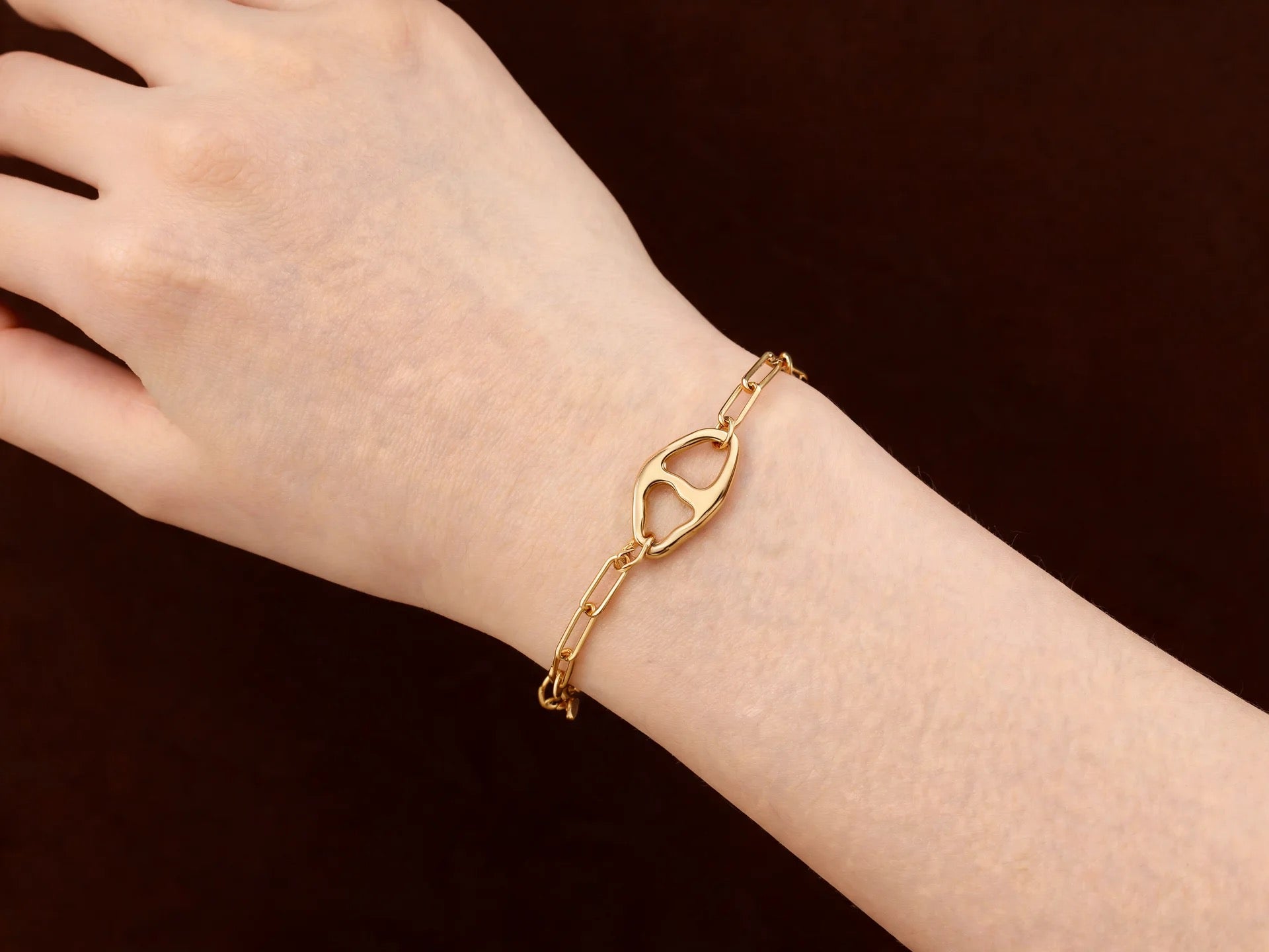 Bracelet Chaîne Maille Rectangle — Maillon Ancre Doré | Collection Martelée