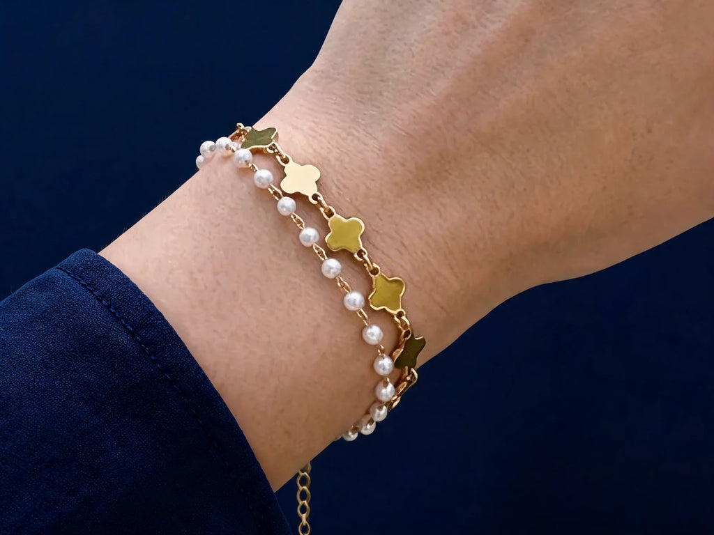 Bracelet Double Rang — Trèfles Dorés & Perles Nacrées | Les Basiques de ZORVAE