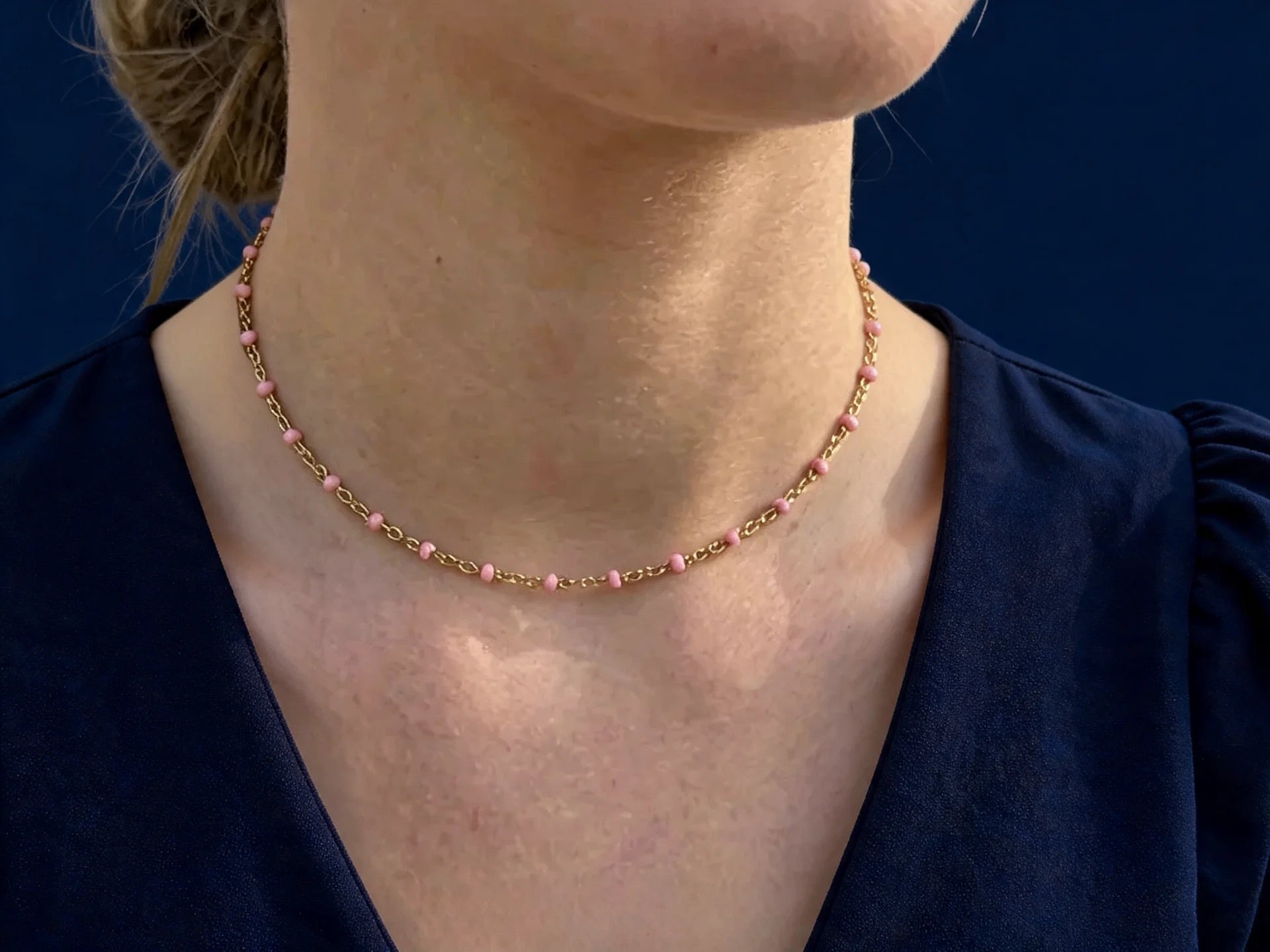 Collier Chaîne Fine — Perles Nacrées Blanches | Les Basiques de ZORVAE